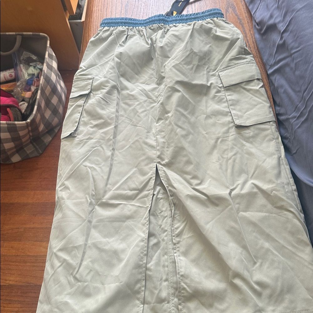Y2K Cargo Midi Skirt - Picture 5 of 9